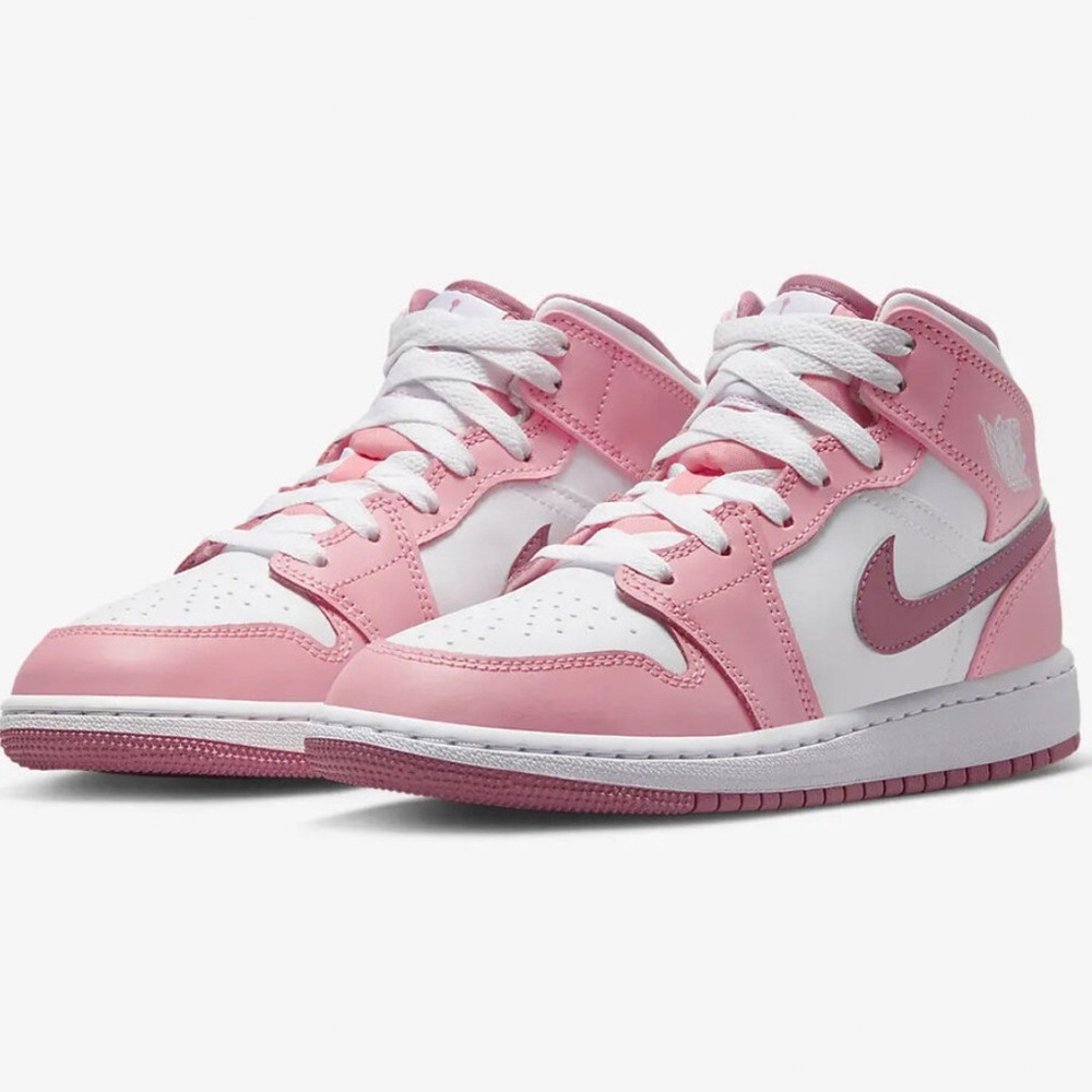 RARE kids pink jordan’s